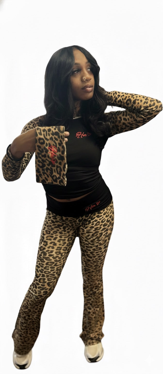 Her Cheetah Yoga Long Sleeve Set